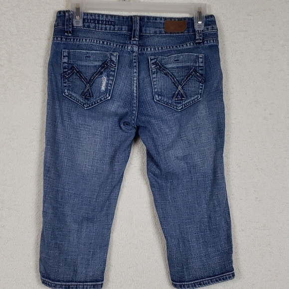 Vigoss distressed cropped Jean's size 1 - Picture 4 of 8